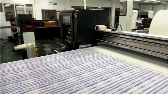 數碼(mǎ)直噴印花(huā)爲什麽要(yào)做前處理(li)?