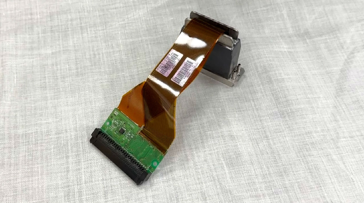 拆裝數(shu)碼印花(hua)機噴頭(tóu)步驟