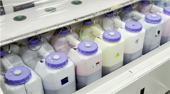 數碼印花(huā)機出現回墨(mò)怎麽解決?