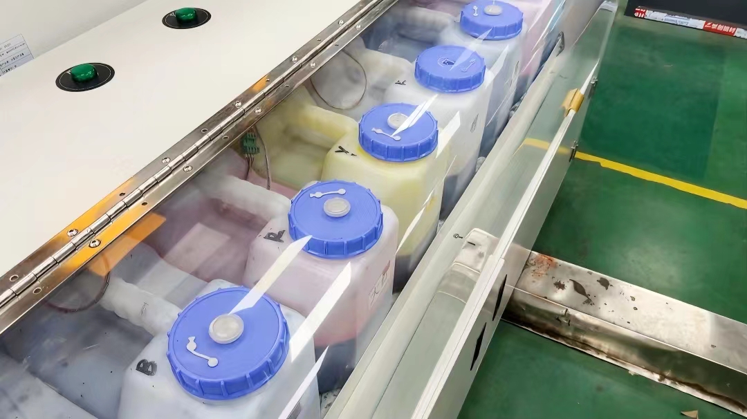 如何判(pan)斷數碼印(yin)花機墨水(shuǐ)是否适合(hé)高溫環境(jìng)?